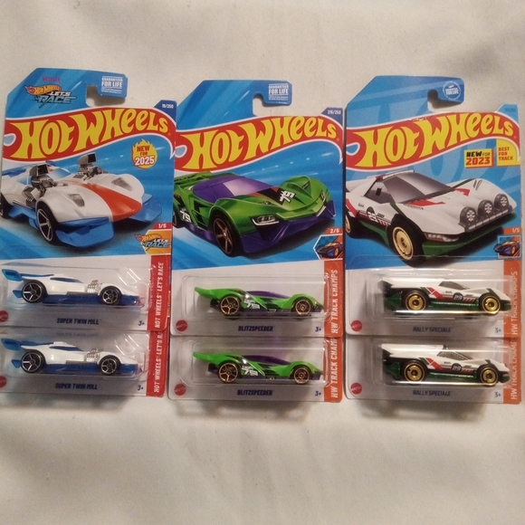Hot Wheels Speed Champions Set - Blue, Green, White - Picture 1 of 10